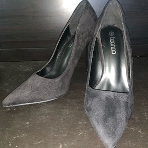 BooHoo black heels